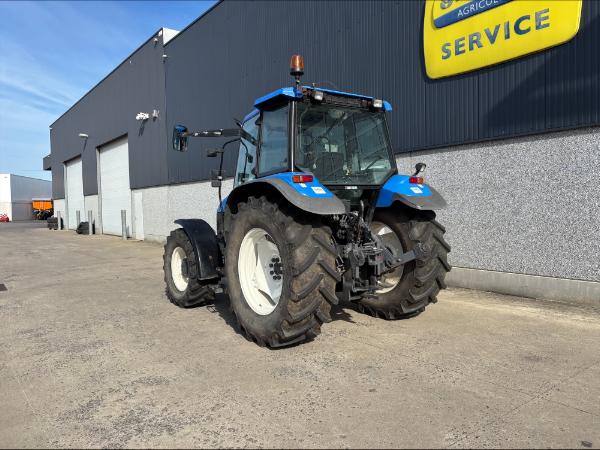 New Holland  TS100