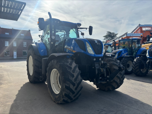 New Holland T7.260