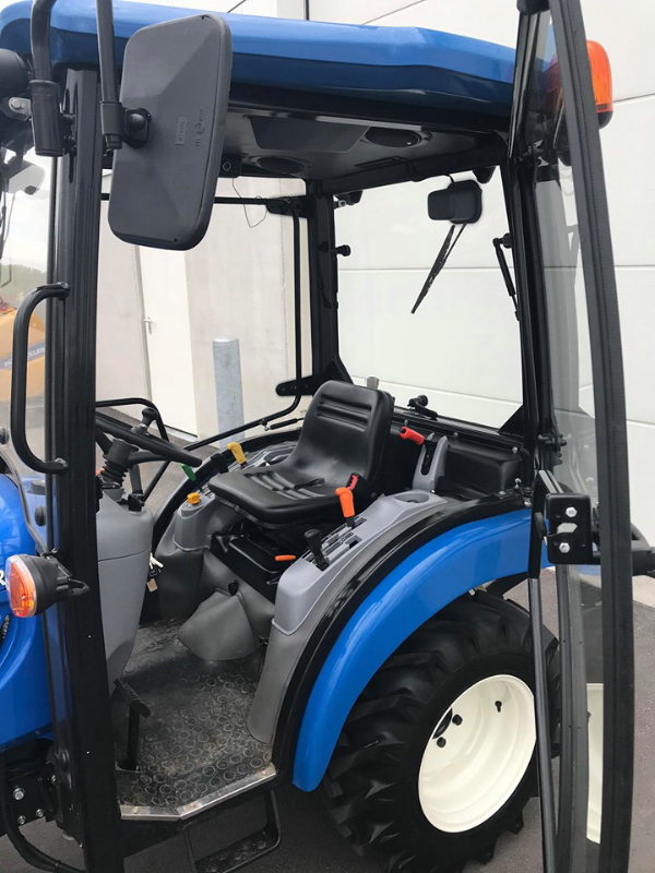 VERKOCHT: New Holland Boomer 25 HST CAB VERKOCHT: New Holland Boomer 25 HST CAB