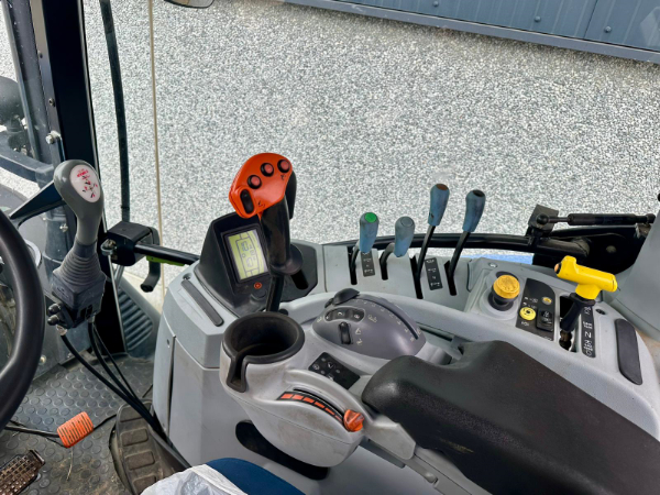 New Holland T6.160 Electro Command
