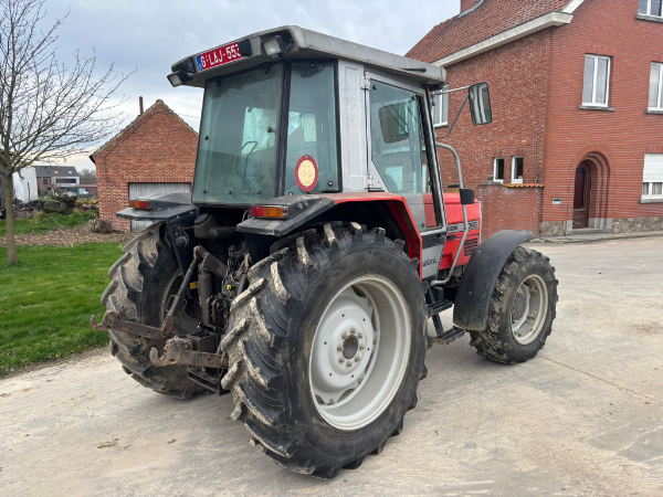 Komt binnen - Massey Ferguson 3065