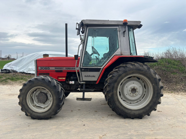 Komt binnen - Massey Ferguson 3065