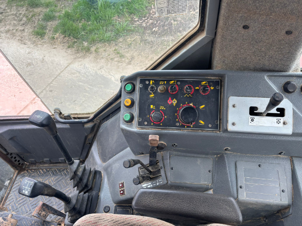 Komt binnen - Massey Ferguson 3065