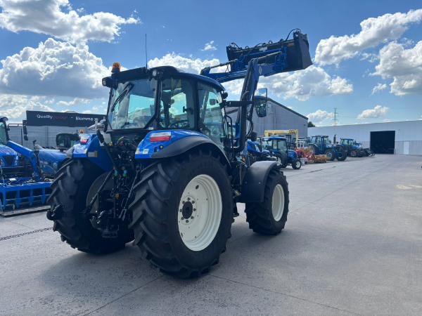 VERKOCHT: New Holland T5.90 Dual Command 